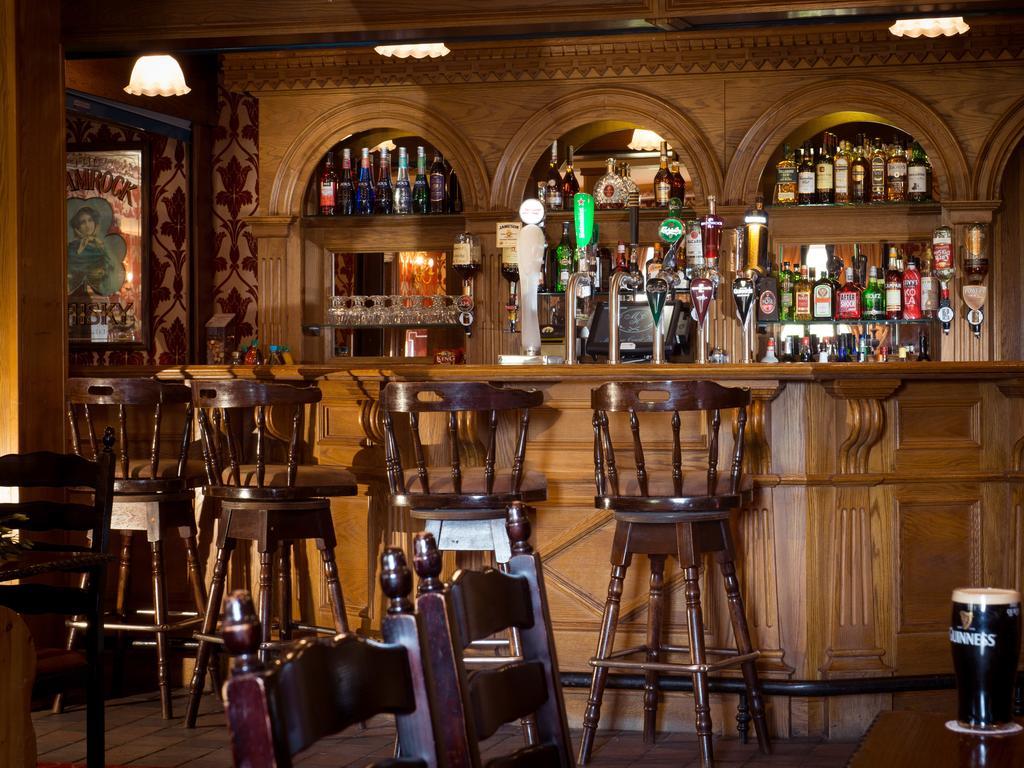 Meadow Court Hotel Loughrea Zewnętrze zdjęcie