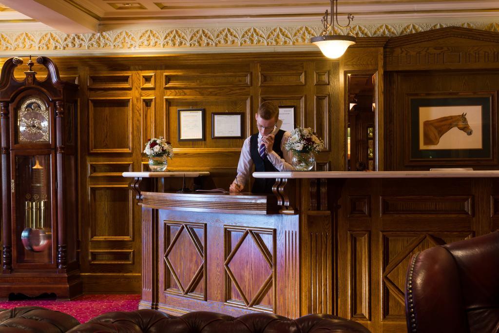 Meadow Court Hotel Loughrea Zewnętrze zdjęcie
