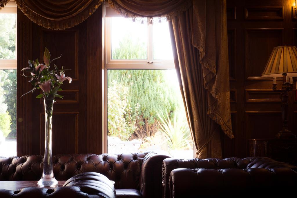 Meadow Court Hotel Loughrea Zewnętrze zdjęcie